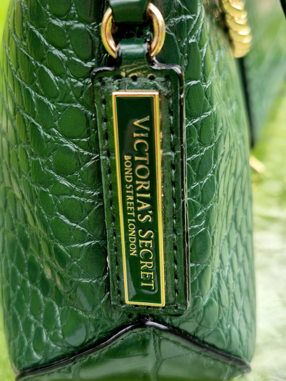 Victoria's Secret Dark Green Croc-Embossed Shoulder Bag & Wallet Set - Picture 5 of 8